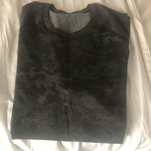 Mens lulu lemon shirt